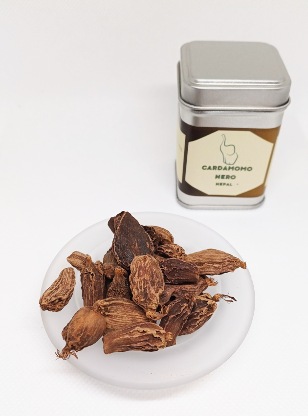CARDAMOMO NERO INTERO (Amomum subulatum)